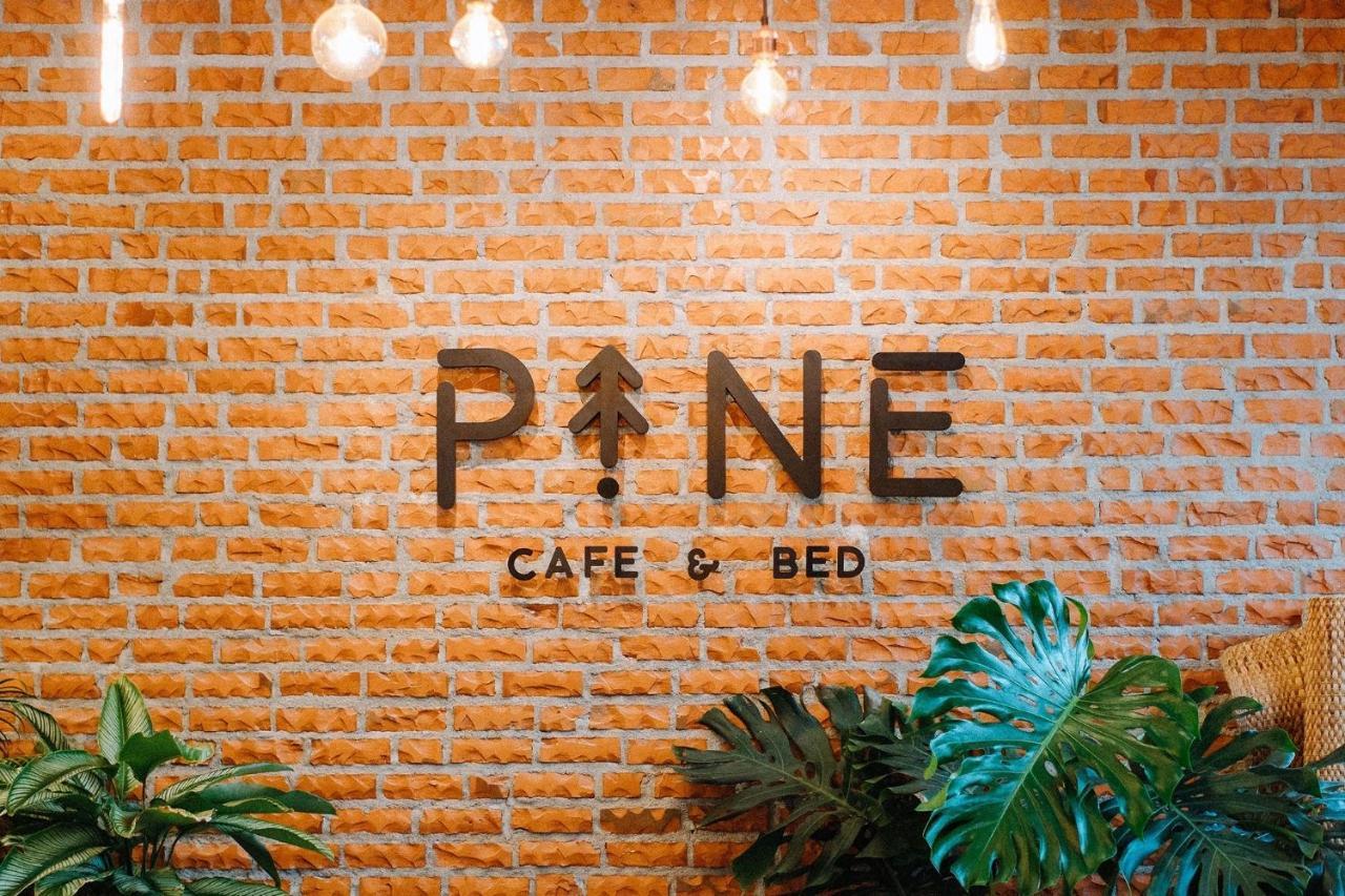 Pine Cafe'&Bed Hotel Phranakhonszi Ajutthaja Kültér fotó
