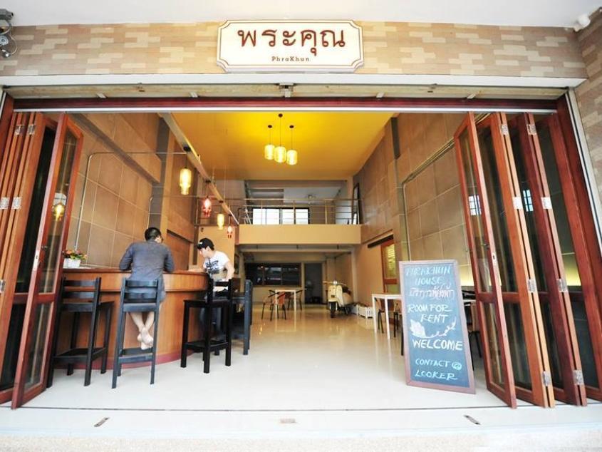 Pine Cafe'&Bed Hotel Phranakhonszi Ajutthaja Kültér fotó